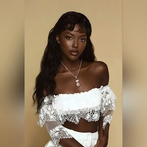 Sterling Silver 925 Pendant With Semiprecious Stones.